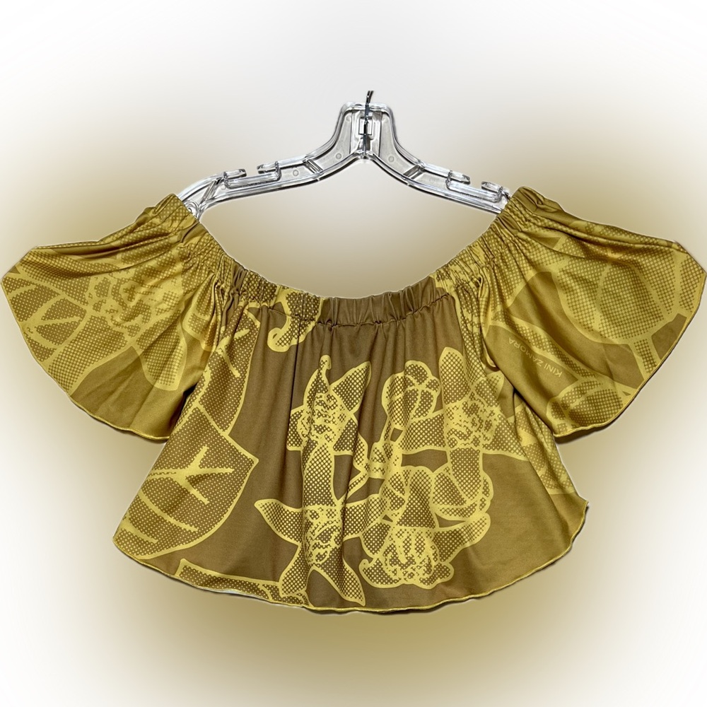 Kini Zamora Crown Flower Top